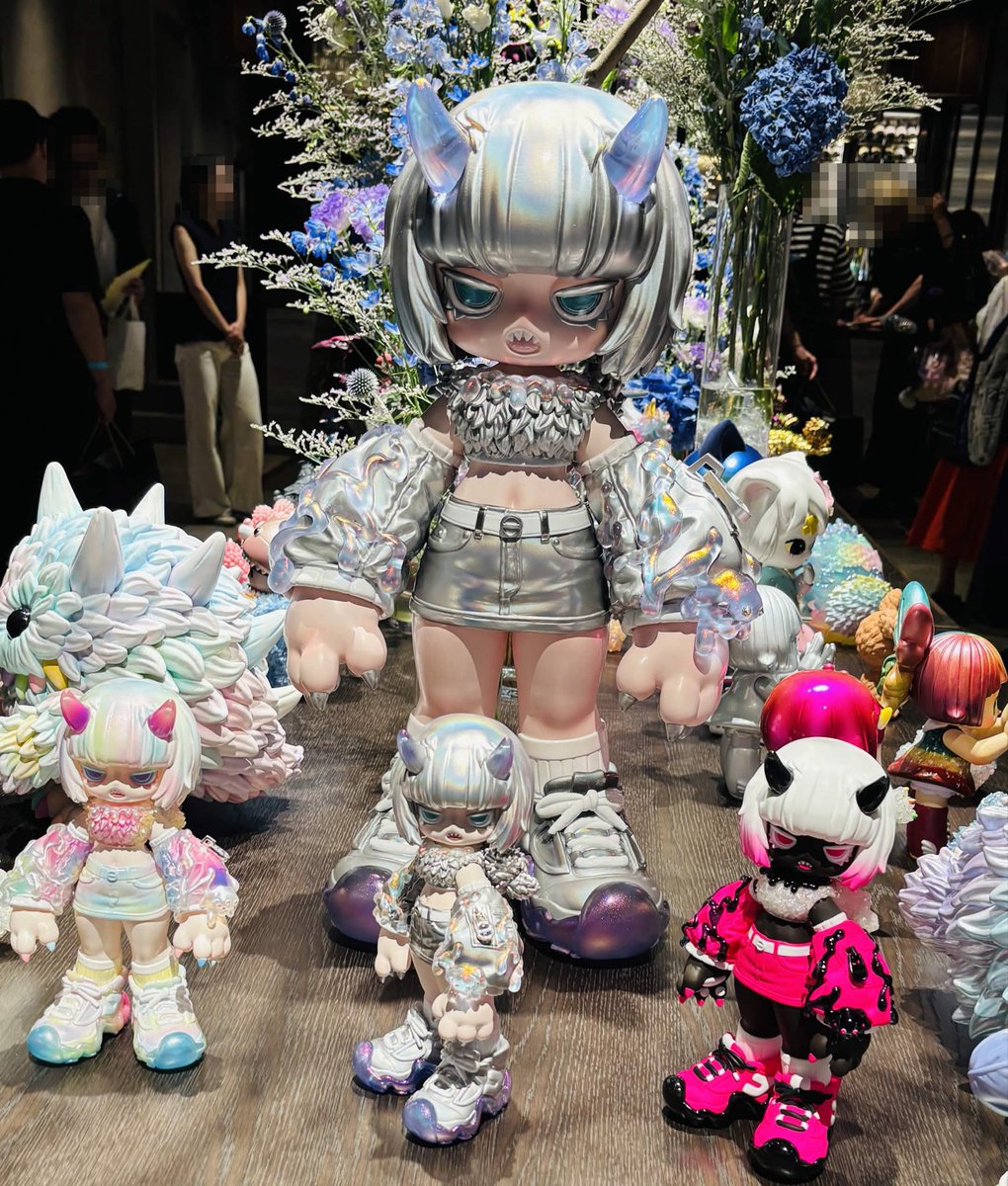 sofvi_oktal's tweet photo. INSTINCTOY SHOW TOKYO 2026
参加しました、最高でした！
グッズはほぼ売り切れでしたが一つ買えて良かったです、初サインもいただきました！
ジャキちゃんの右腕にもサインいただけて大満足です！

#INSTINCTOY #INSTINCTOYSHOWTOKYO2026 
#emDASH 
#grapebrain https://t.co/gLWZMhBsdx