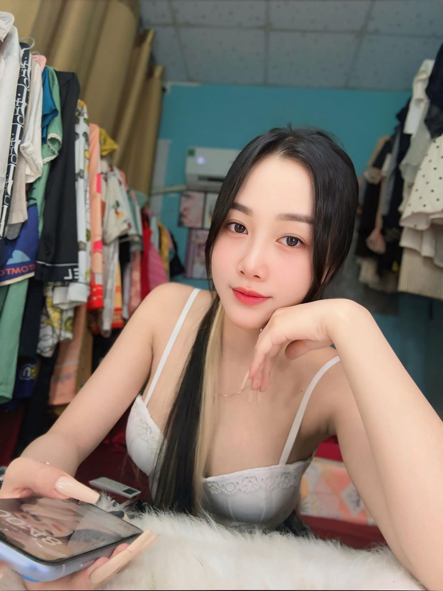 haimy617's tweet photo. Đ!t 1đêm2 nháy dc k. 
Chỉ cần biết làm tình là dc 🥰🥰 https://t.co/xdPhhAQK9M
