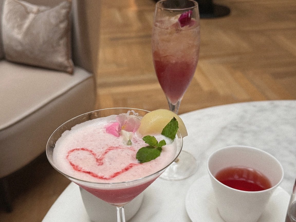 phantomoondy's tweet photo. グローグーを連れてアフヌン行ってきた🍑🥂 https://t.co/oaAKsUHcJf