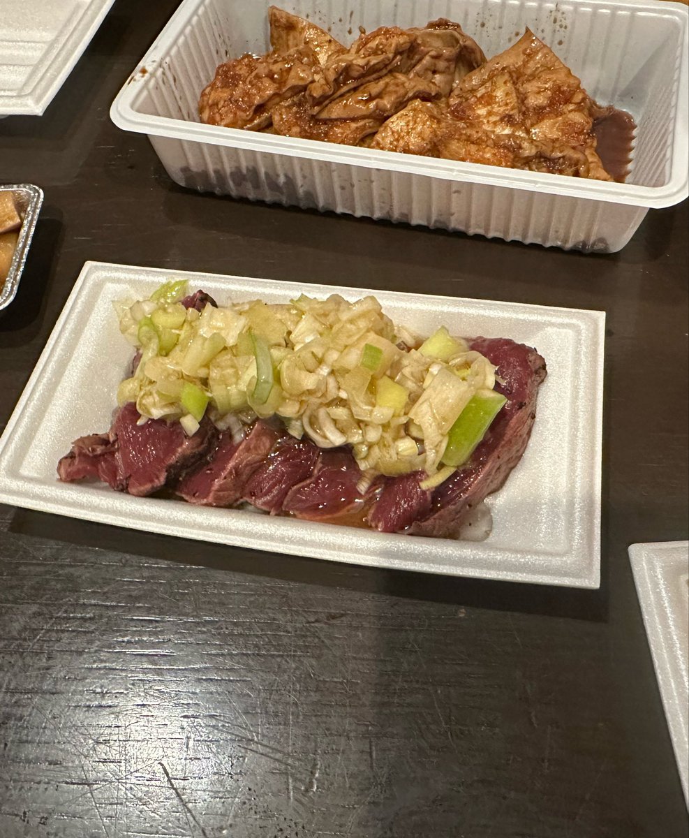 labombababa's tweet photo. 6件目ホルモン https://t.co/cqbsKTVwVw