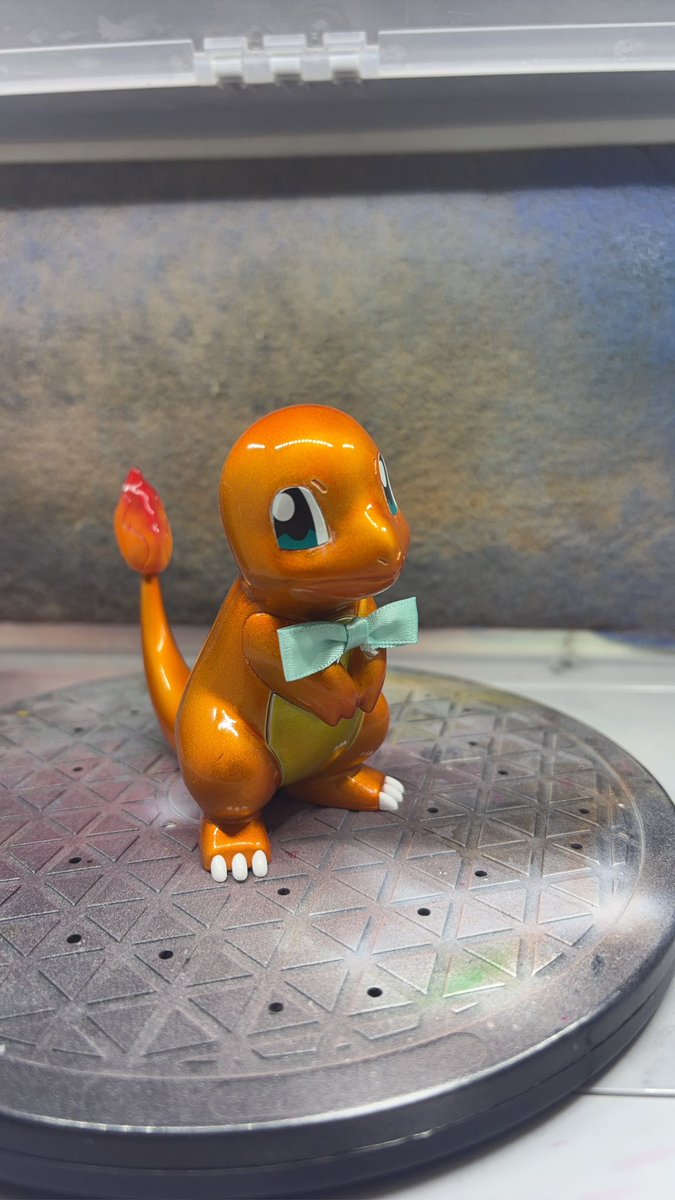 NftOkajin's tweet photo. キャンディー塗装〜
#ヒトカゲ
＃プラモ
#ポケモン https://t.co/nDBP8Jbk1i