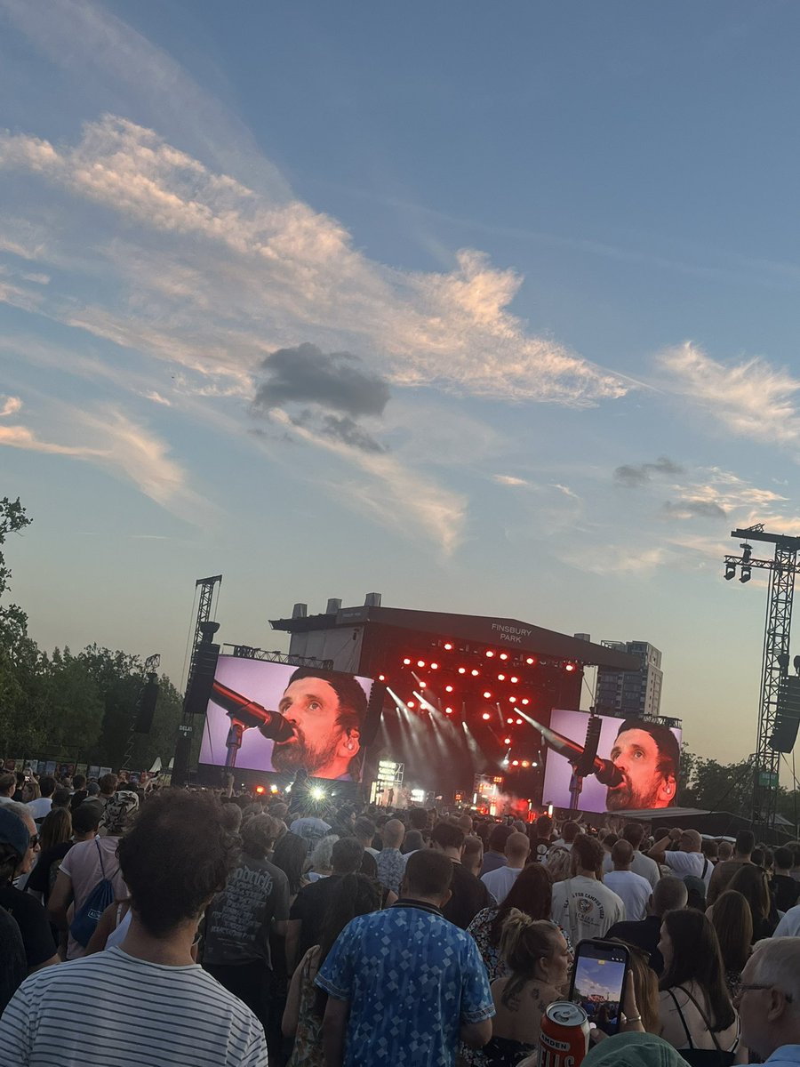 shaunmulhern95's tweet photo. Kasabian @ Finsbury Park https://t.co/I9KnV6LP4E