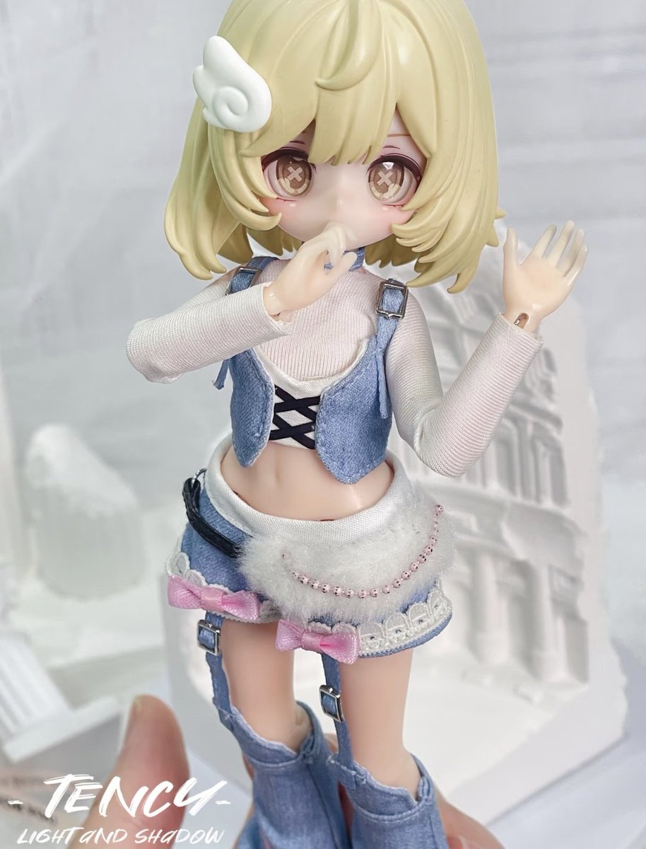 hoshiyume_bjd's tweet photo. ⭐新着商品のお知らせ⭐
TENCYスタジオ「光と影：光翼学院」期間限定単品ドール「盾の翼·白肌」のご紹介です。

初回特典：
1.ブランクフェイス（メイクなし）＋デカール
2.専用後頭部パーツ
3.ハンドパーツ ✖️3組
4.ハイヒール足
5.ブラックデビルハイヒール
6.バストパーツ（大胸）
7.アンダーパンツ
8.小足パーツ

▪️価格
¥：5800円（税込）