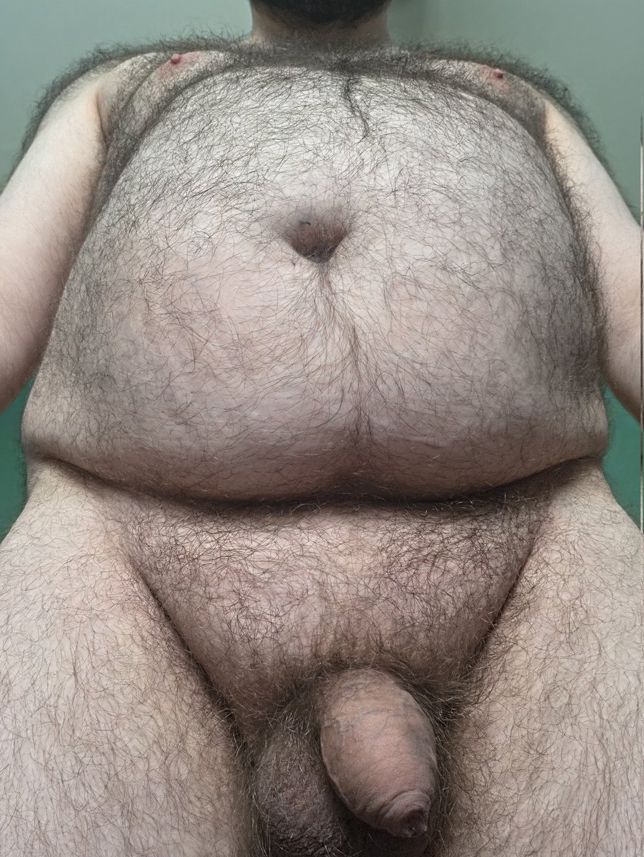 IrishBearSub's tweet photo. Feeling fat and horny this morning. Wish I had some company to help https://t.co/iaympRN4xM