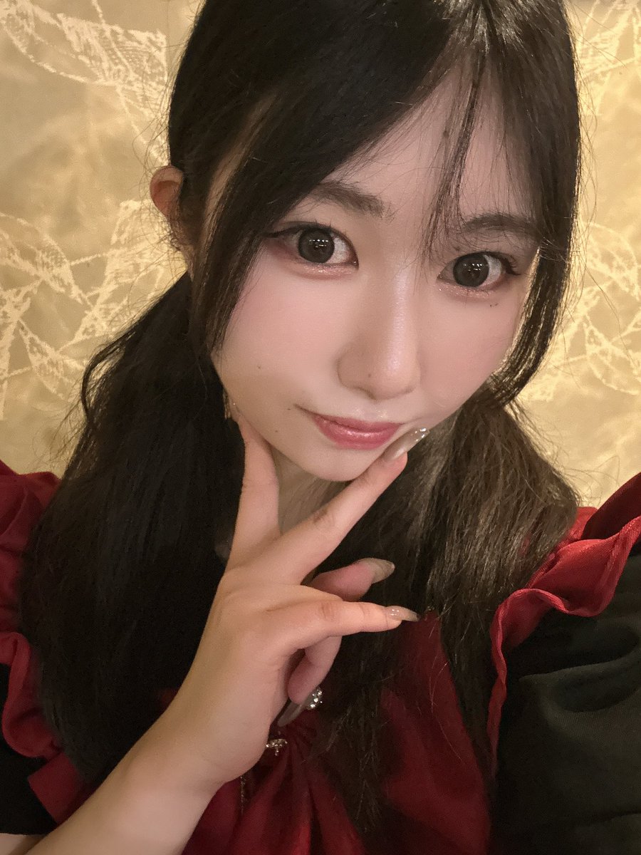 perfe_arisa's tweet photo. ぺるフェ【@Bar_perfe】ろぐいんしたよ！

今日も楽しくお待ちしてますね🥰🥰
ラストまで‼️
 #梅田 #コンカフェ https://t.co/otNPQwuFXi