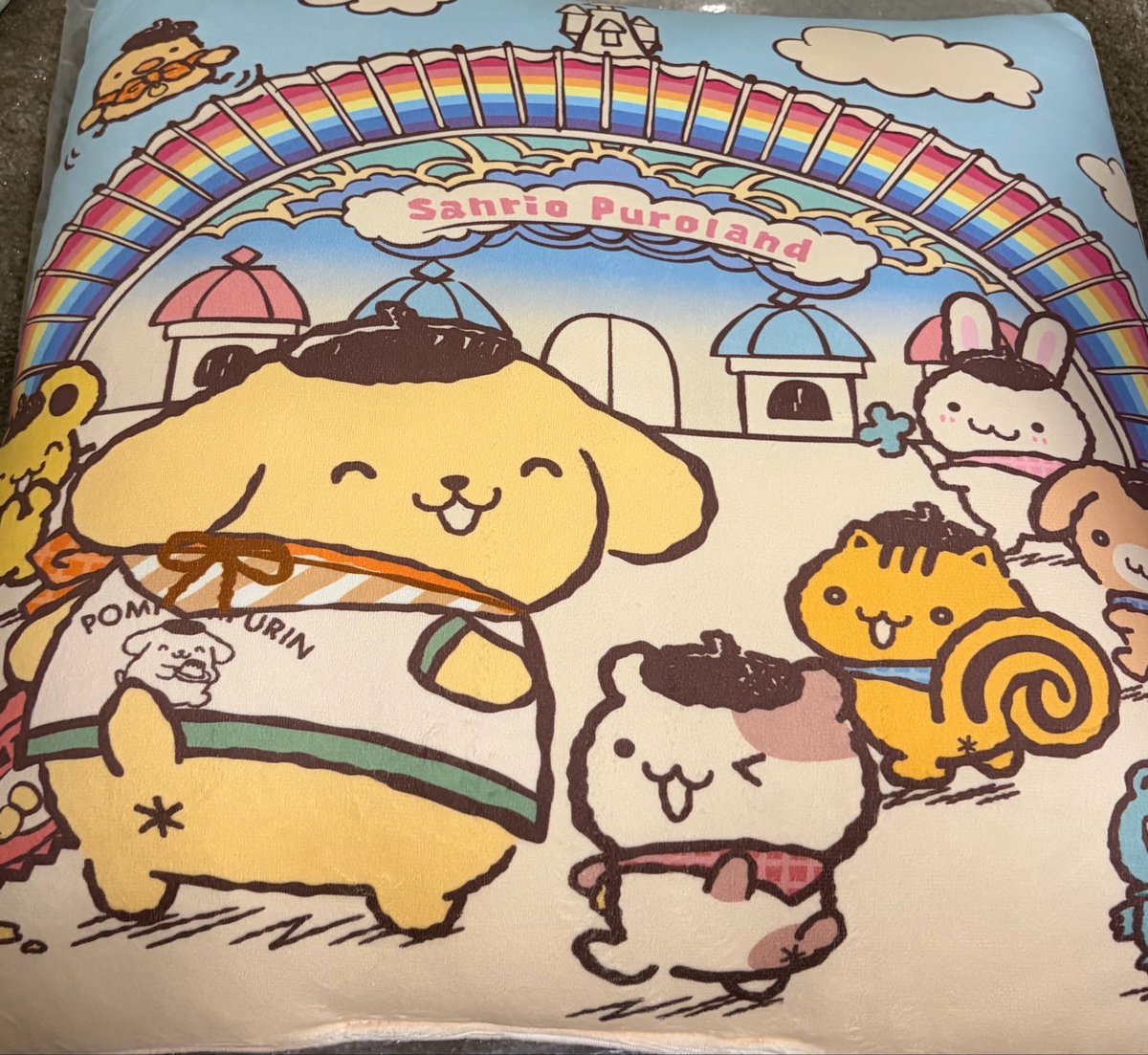 mana_koh's tweet photo. 可愛すぎた💛
一目惚れ
みんなのアスタリスクみえてるのが最高にいい
#ポムポムプリン https://t.co/V8GCpjyfoV