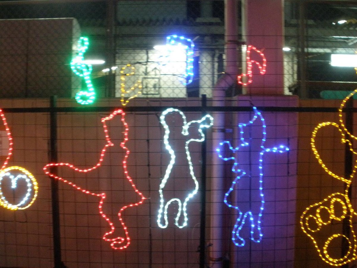 kyeskhuhitsd_TH's tweet photo. 幻想郷のクリスマス https://t.co/HTovx83QUA