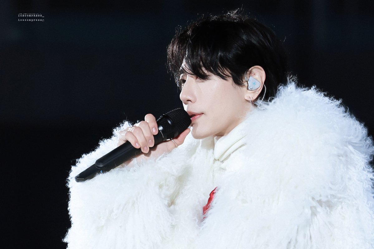 icecompress_'s tweet photo. 260411 PARK HYO SHIN A&amp;E CONCERT

mists of April

 #박효신 #parkhyoshin https://t.co/3tXOVzlqwo