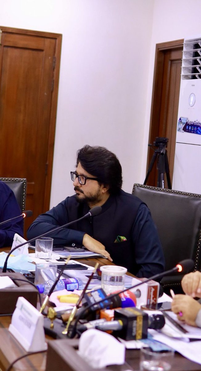 Mahezz's tweet photo. Honoured to join the second day of the Senate Minority Caucus meeting in Karachi as a Special Invitee, chaired by Convenor Senator Danesh Kumar.

Raised key concerns including the recovery of Priya Kumari, implementation of the 5% minority employment quota, and issues concerning places of worship under the ETPB.

Discussions must now lead to measurable action and accountability.

#MaheshKumarHasija #MinorityRights #PriyaKumari #SPD01
