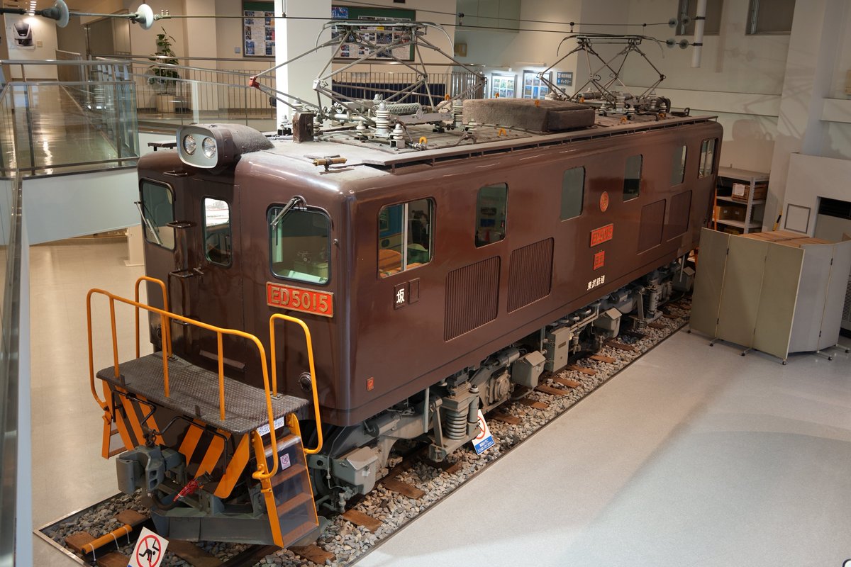 RailTaku's tweet photo. 関東訪問の第１目的地・東武博物館！

ここのED5015、架線も張ってあってリアルだし、上からもじっくり見ることができます😊

ちょうどスタッフの方が、いま三岐で活躍している電機(ED45 8など)の東武時代に携わられたことがある方で、色んなお話を聞くことができて非常に有意義でした📝 https://t.co/lV30frlMIY