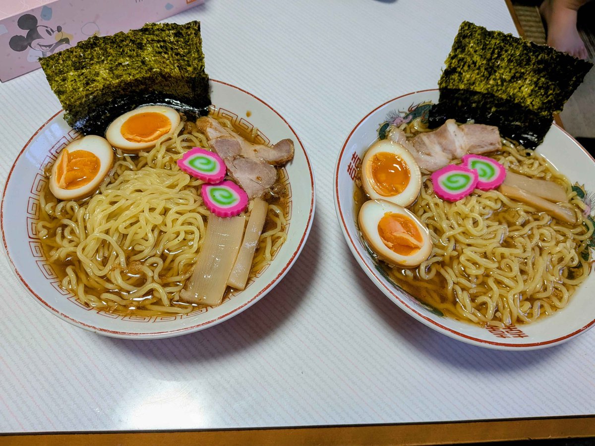 purinia2015's tweet photo. 麺入れて各種材料を乗せたら、昔風醤油ラーメン完成！ https://t.co/cXW06LTmig