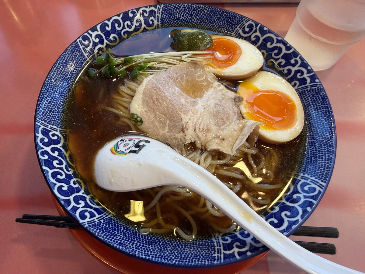 tyarin_gry's tweet photo. 天下一品福崎店さんで
冷やし麺
さっぱりして美味しい😋 https://t.co/Rx4cM2bILm