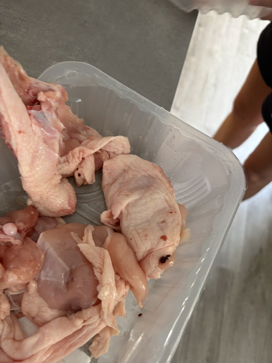 DavidScullion4's tweet photo. @AldiUK Just got back from your store in Deal and this is what you sell as a pack of chicken thighs what a disgrace https://t.co/zO7kihzQfd