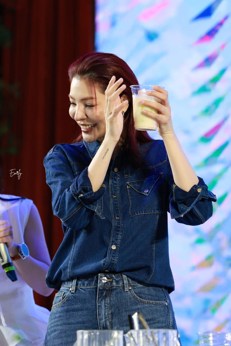 Emilysqq's tweet photo. 📸 Tea Party Photo - 20260628
@malisorn00

FAYE SHANGHAI SUMMER GARDEN
#FayeAfternoonTeaParty
#FayePeraya
#ฝ้ายพีรญา
#FabelEntertainment https://t.co/YjUX3kyEeH