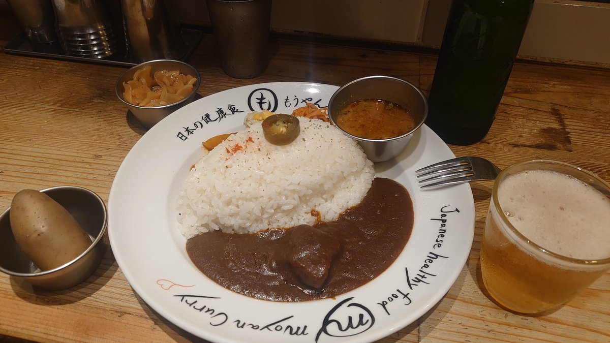 pontneuf2's tweet photo. 突如カレーがたべたくなったので
（池袋のカレー店、もう少し増えてほしい） https://t.co/8swTvqVI0d