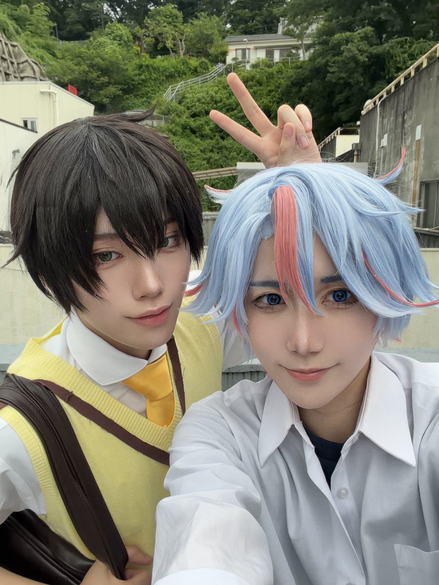 nimi_i_'s tweet photo. cos 捏造制服
ひゅーいと撮影行ってきた🏫📖  ̖́- https://t.co/JDGyYlX36b