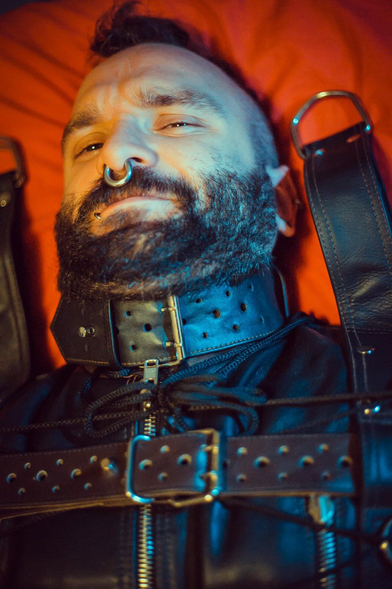 LeatherPrison's tweet photo. Custom work remains at the heart of what we do; different sizes, different requirements, different preferences. One thing stays the same; quality. Just ask @HairyLittlePig once he is released from his filthbag
https://t.co/es2Ta7tNPL
#LeatherPrison #BuiltToBind #CustomMade https://t.co/QMX0Wd8rSJ