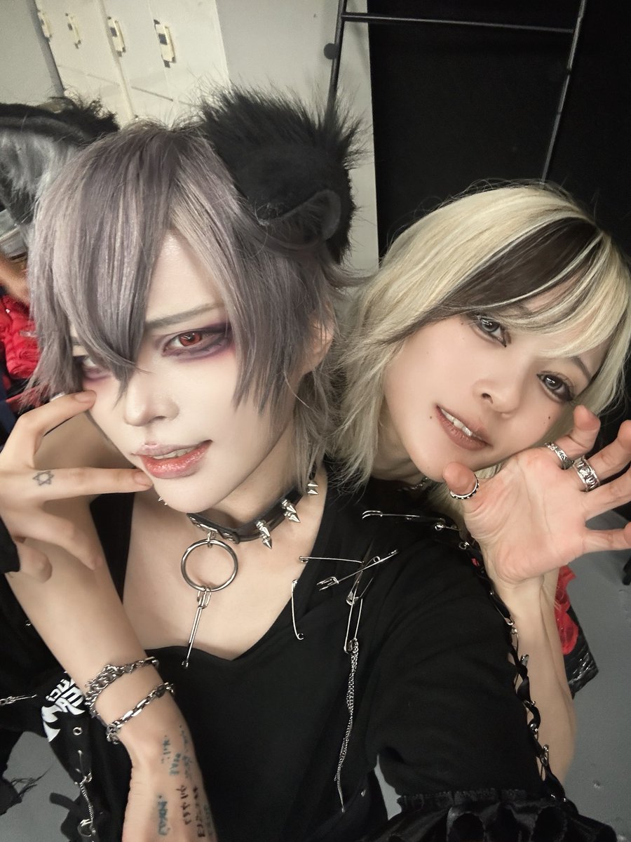 LuciDreaM_Tora's tweet photo. かっこいい二人 ᕦ(ò_óˇ)ᕤ https://t.co/E0VsOEkwTP
