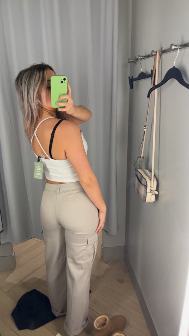 tycho2341's tweet photo. More of cucks slutty gf. Use her https://t.co/UG46Ct7bQA