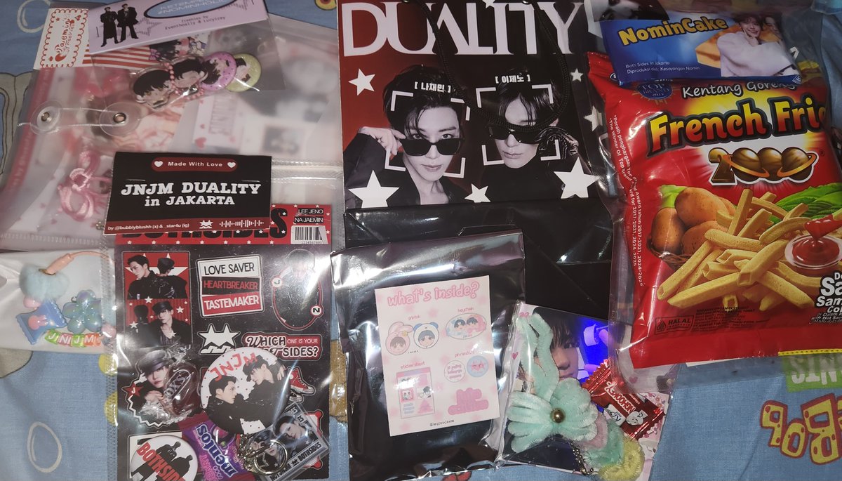 lalaynua's tweet photo. Thank's a lot freebies nya kakak-kakak😆😆🫰🏻🫰🏻🫰🏻
@eevermind @pinkmatteid @jaexxu_ @1712dreamz @minblume @me_you8 @jenomyeonie @littleccupcakes @nachanie23 @ilovehctaste @jenjaemi @myluvjaem @teawhy_track @kkyupinknoona @bubblyblushh @lucyicey @gnightbae @mjmybf @karamelkookies https://t.co/RMFLwEZ4Mn