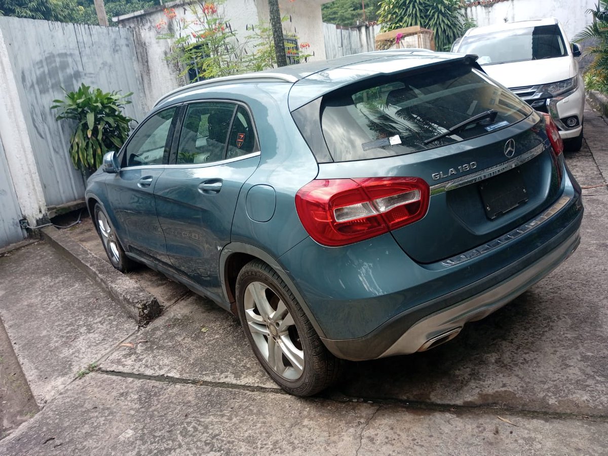occkin's tweet photo. 🚘 MERCEDES-BENZ GLA 180
💰 Prix : 18 000 $⚠️
✅ Boîte automatique
✅ Moteur essence
✅ 4 cylindres Turbo
✅ Volant à droite
✅ Kilométrage : 55 846 km
✅ Intérieur confortable et finition haut de gamme
✅ Climatisation, direction assistée
✅ Véhicule propre
📞 082 995 1769 https://t.co/d7Tum8hPu2