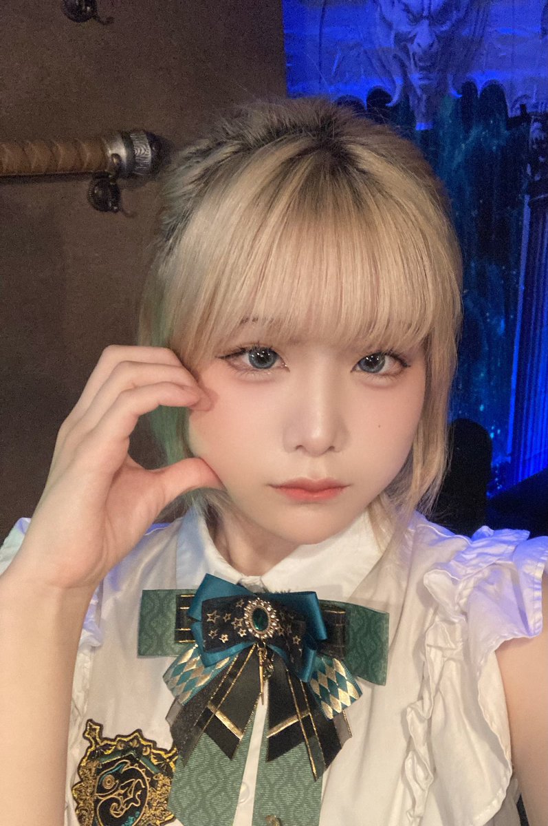 Shieru___zzz's tweet photo. はーふあっぷしてます♪
今日も23時までいてます♪ https://t.co/MVh1YFilmc