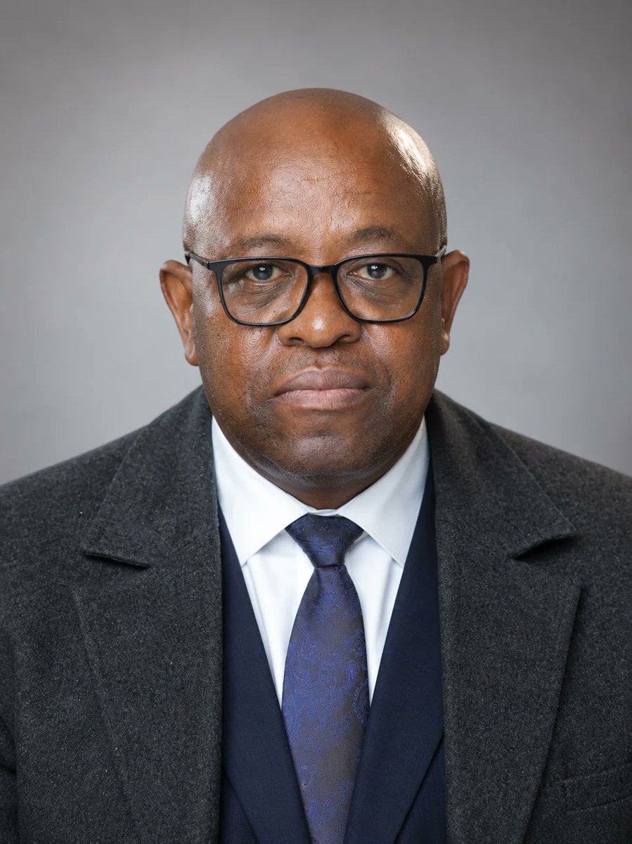 D_Molatoli's tweet photo. I was fascinated to learn that Justice Mbuyiseli Madlanga was appointed as Chief Evidence Leader, while still a Senior Advocate, at the Marikana Commission of Enquiry that was established by the then President Jacob Zuma in August 2012. It was headed by Justice Ian Gordon Farlam, to investigate the tragic killing by the Poice, of the 34 striking mine workers at the Lonmin mine in Marikana,  North West.

He had to resign in early 2013 to prepare to occupy his new role as a Justice of the Constitutional Court from 1 August 2013, which he served in until his retirement last year on 31 July 2025. 

I thought he was there for the entire period, I was going to search for footage to see how he looked and performed as the Chaskalson of that Commission.😂
#MadlangaCommission