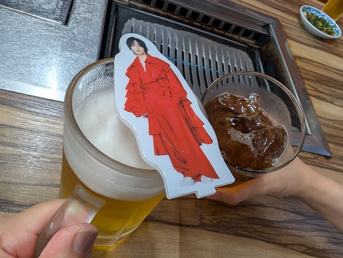 for_U_Ta's tweet photo. 地元に帰ってお嬢とだんな様と打ち上げー🍻
あまり飲みすぎないでね私 https://t.co/pePKP541F6
