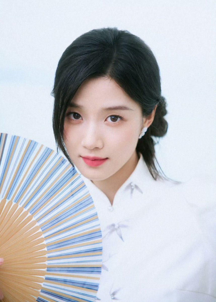CEntxirs's tweet photo. Zlh &amp; Lyx - StarTimes media artists

🍉#LuYuxiao as female lead for #Revenge not changed, male lead #ZhangLinghe, director Yi Jun.

StarTimes wants her to lead both Linmon dramas, “Revenge” &amp; “Light Through the Eternal Storm.” Yi Jun also signed priority contract with StarTimes. https://t.co/mOJXkVKOLa
