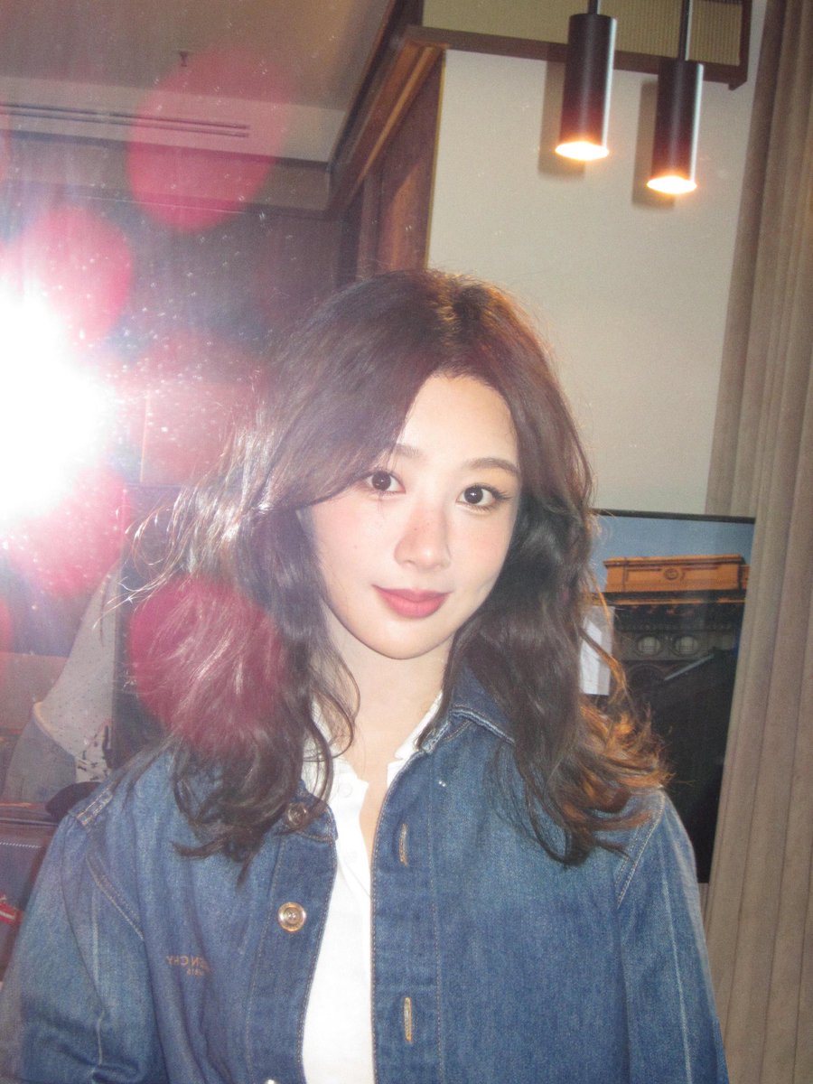 lwnkjbm's tweet photo. #หยางจื่อ #YangZi น่ารักอ่ะ สวยด้วย หลง😘 https://t.co/mienDsGGAQ