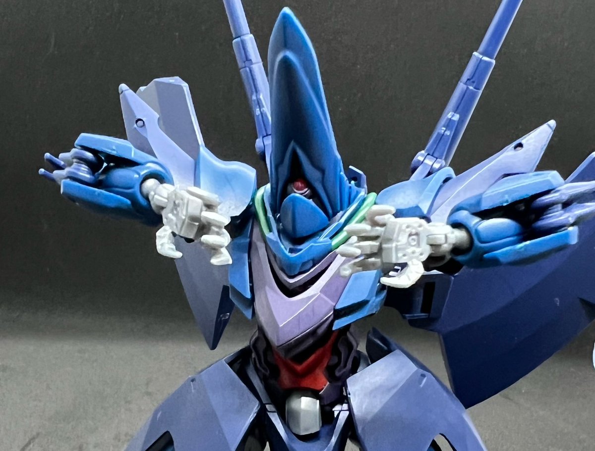 ReZELfazz's tweet photo. 手の造形がとてもよき https://t.co/FzcUPyKcV8