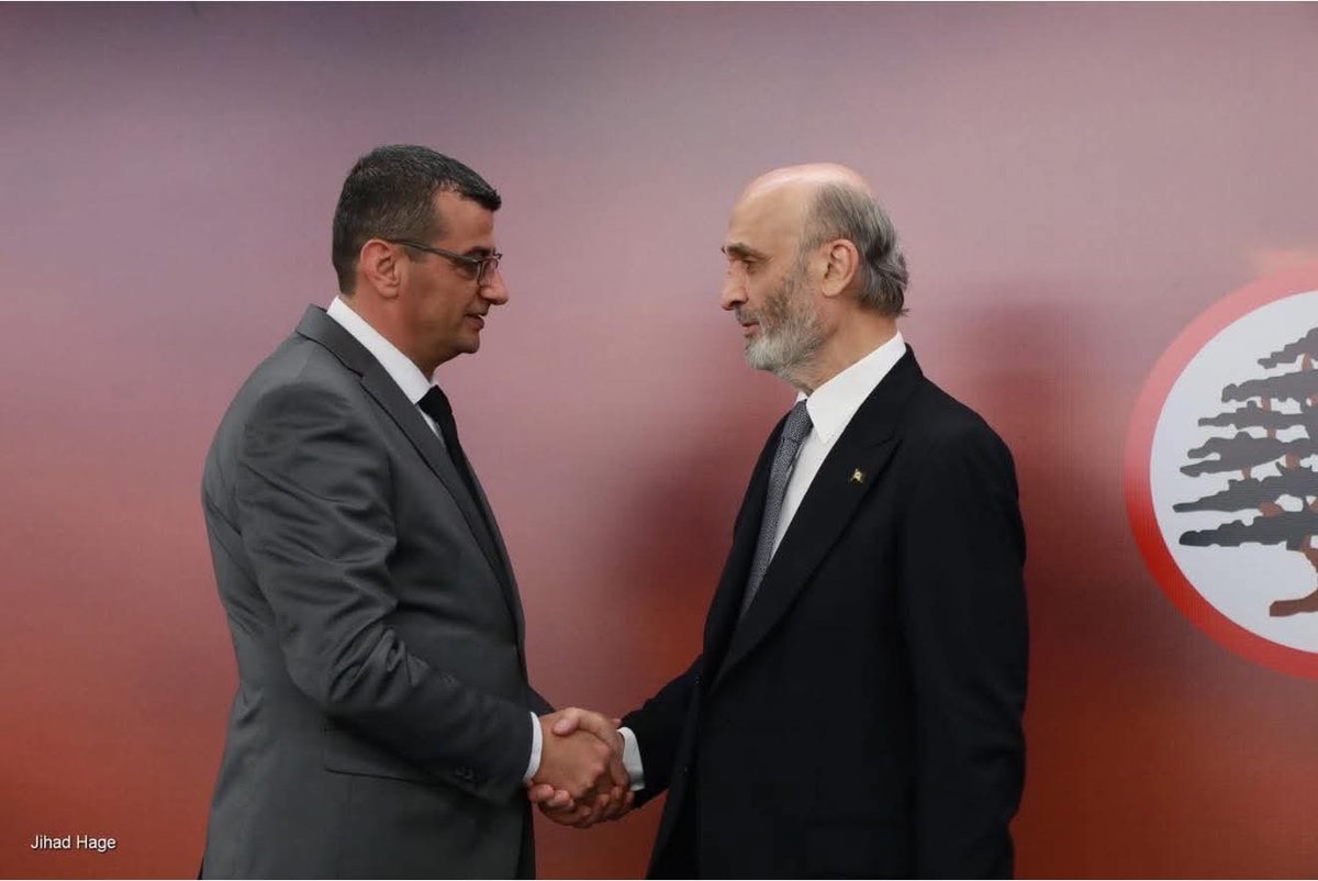 DrSamirGeagea's tweet photo. ابنُ قضيةٍ حقيقي...

ناضل رفيقنا ريمون حنا طوال عمره من دون كللٍ أو ملل، ومن دون خوفٍ أو تردد.

كانت حياته كلّها تتمحور حول القضية، وحول القوات اللبنانية، وحول حدشيت التي أحبّها وخدمها بإخلاص حتى اللحظة الأخيرة.

تعازيّ الحارة إلى العائلة القواتية الكبرى، وإلى أهلنا في حدشيت عموماً، وإلى عائلته الصغيرة.

سمير جعجع