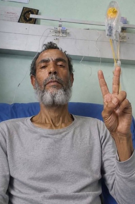 QudsNen's tweet photo. Palestinian detainee Mohammed Tmeiza from Hebron was released today from Israeli prisons after 11 years of detention. https://t.co/zsWKsuhL2Z