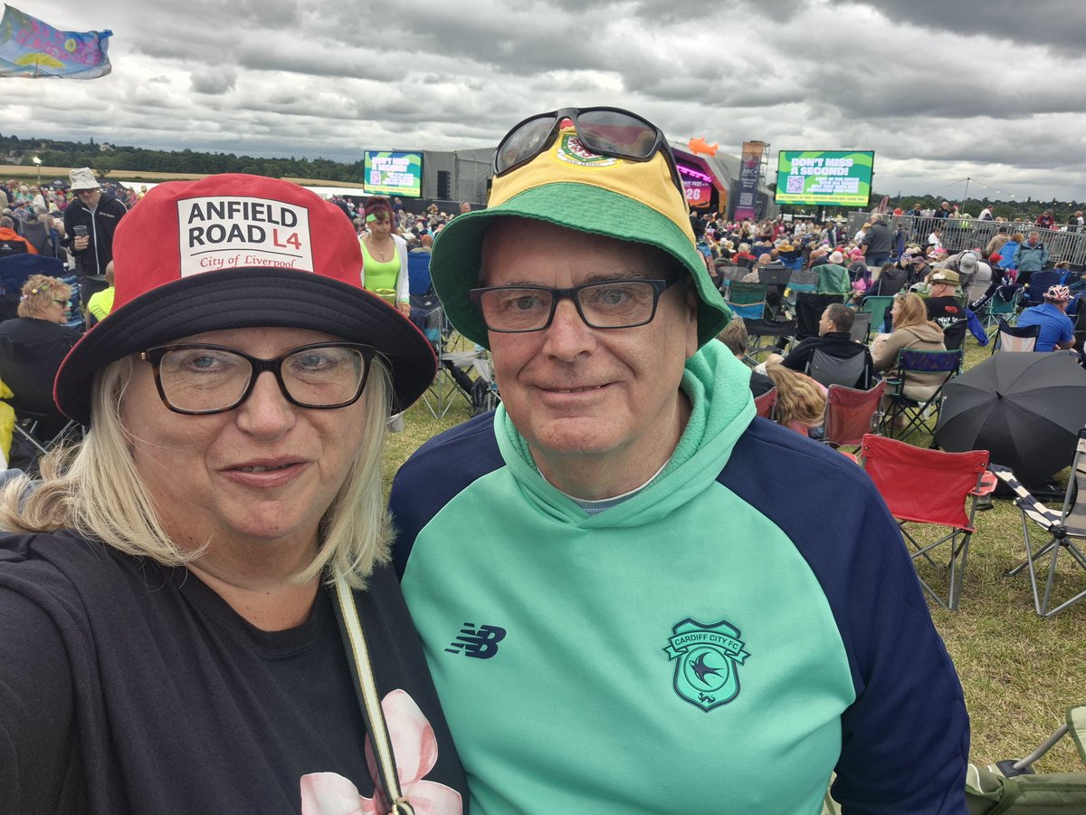 RedSJ7's tweet photo. #TheBritFest.....after the rain! https://t.co/7PcV8dIK76