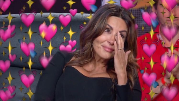 yslcherryyy's tweet photo. I’m gonna miss her stage door outfit reveal every day, six weeks of being well and truly fed https://t.co/ok7pncRtgD