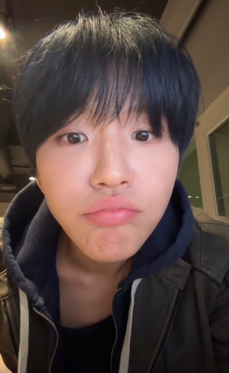 DYgyeon's tweet photo. https://t.co/BSaAOpWzh5