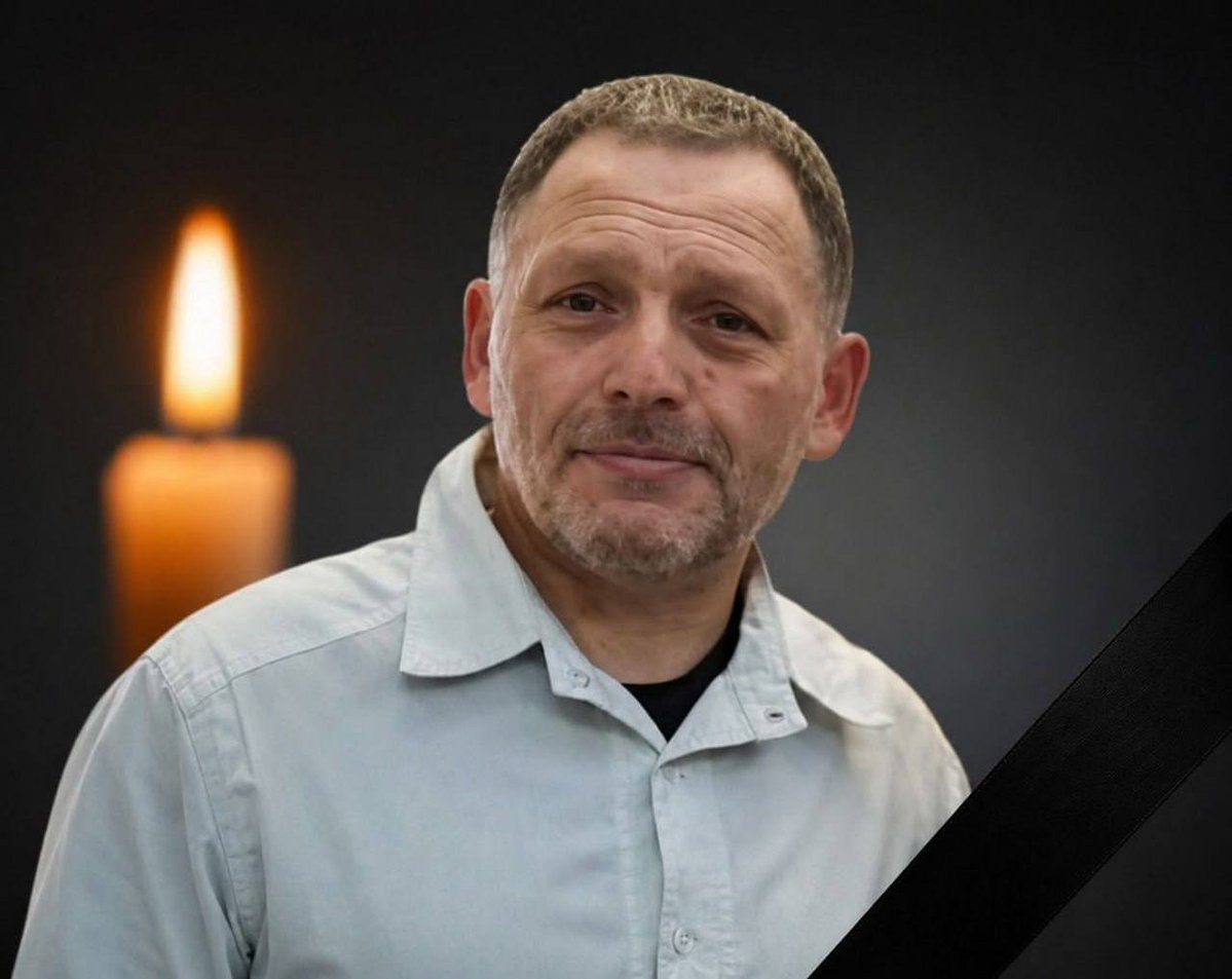 NAFOvoyager's tweet photo. He returned to work after Kherson's liberation to save lives.

On July 2, russia killed him when it struck a hospital on the outskirts of Kherson.

Dr. Serhii Dmytriiev, a 63-year-old infectious disease physician, survived the occupation, only to be murdered by the same country that occupied his city.

A doctor who saved lives was killed at his own hospital.

That is russian terrorism.