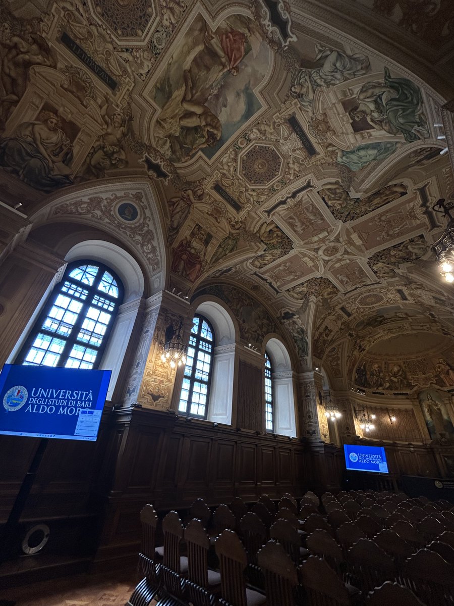 ENZOEM_UCO's tweet photo. Miembros de ENZOEM @Univcordoba  han participado en la 10th International Conference on Emerging Zoonoses and Transboundary Diseases, celebrada del 23 al 26 de junio en Bari (Italia), un encuentro internacional con enfoque One Health. https://t.co/o499DzzfH4