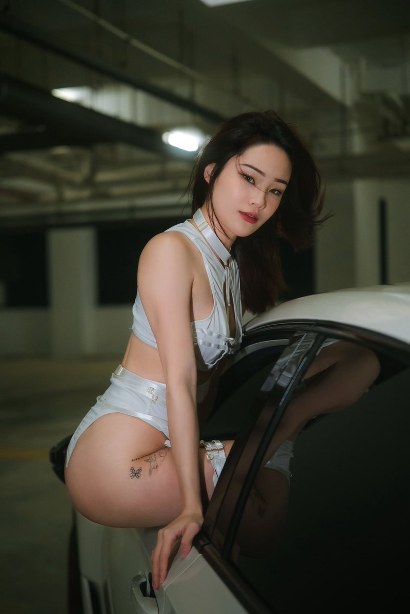 Jesrene_Teoh's tweet photo. First time doing a car shoot 🏎️

Be honest…
Were you looking at the car or me? 👀 https://t.co/JkrL5oIbXa