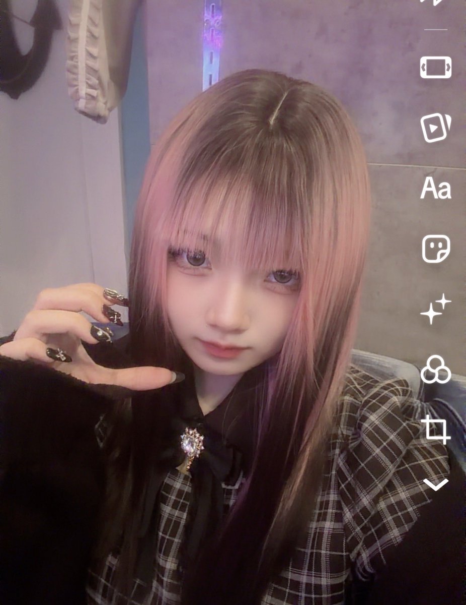 seiXxx_xxXog's tweet photo. 前髪修正不可。。。
ウィッグ買い直そうかな、
オープンわんおぺ助けてくれる人〜 https://t.co/Nhl8oiaRbw