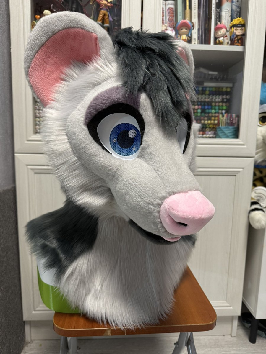 FILFUR2017's tweet photo. Commission ✨✨✨#fursuitmaker #FursuitFriday #fursuitcommission https://t.co/z8qWfeQ21A