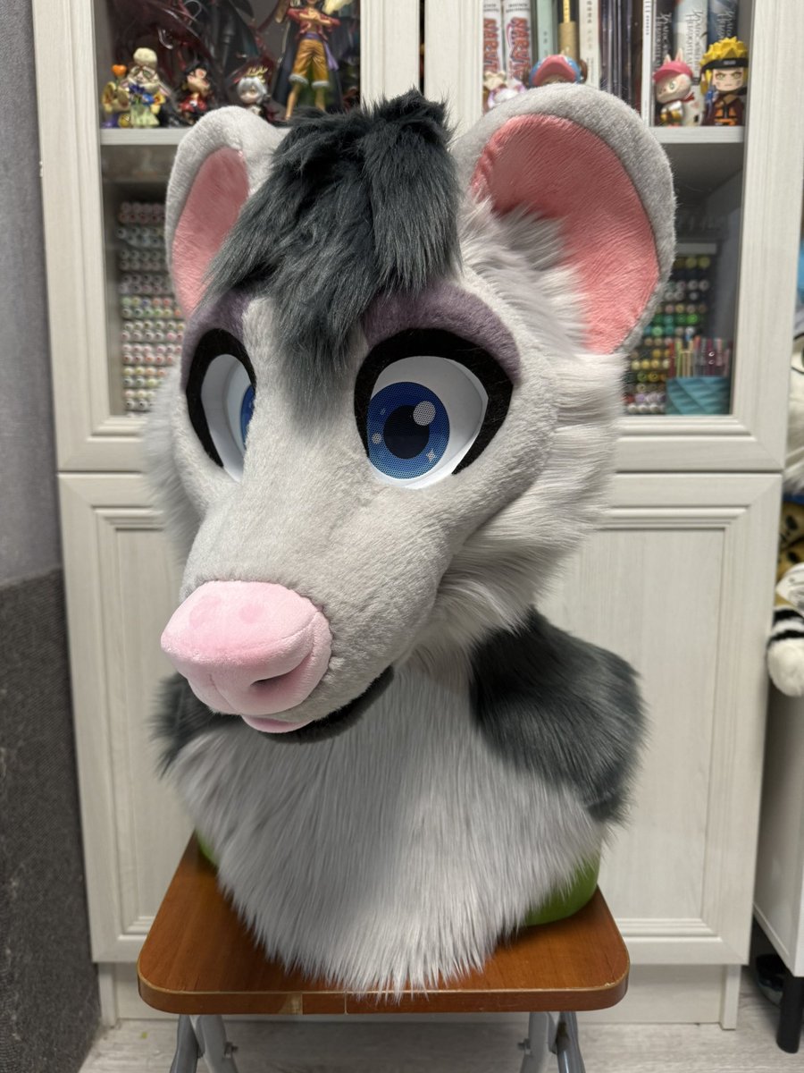 FILFUR2017's tweet photo. Commission ✨✨✨#fursuitmaker #FursuitFriday #fursuitcommission https://t.co/z8qWfeQ21A