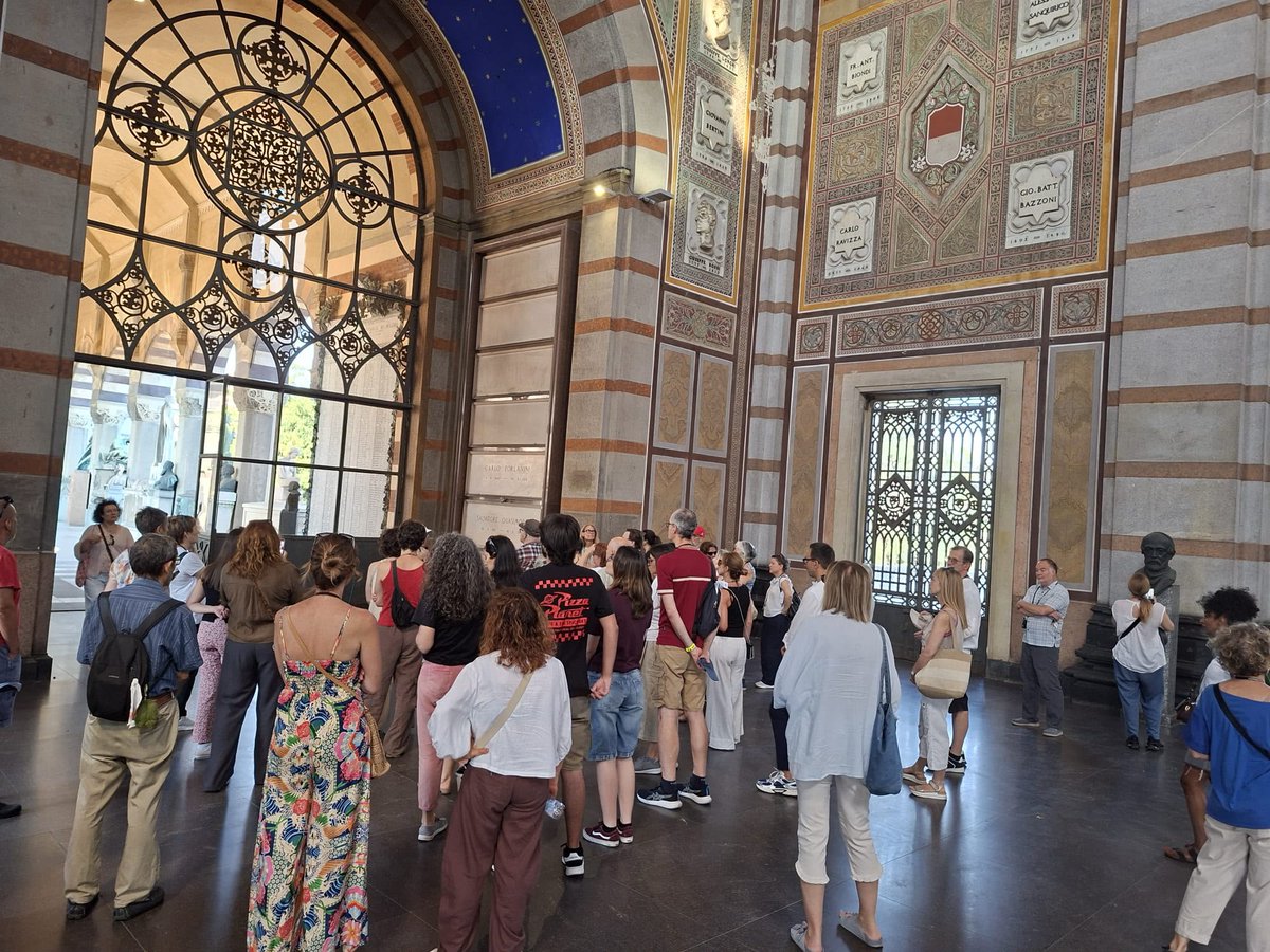 milanoarte's tweet photo. Grande successo per la visita di Monica al Cimitero Monumentale di Milano con @emergency_ong https://t.co/mcSTLxU51S