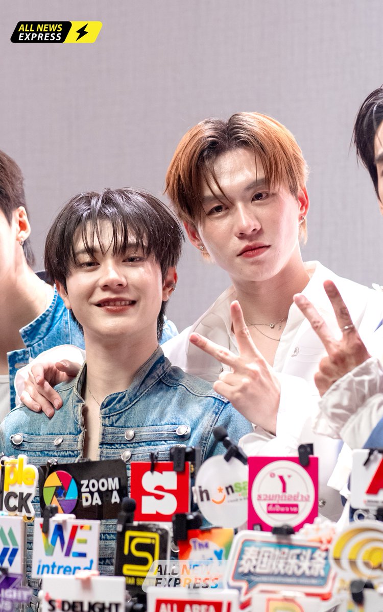 ALLNewsEXPRESS1's tweet photo. "บีเวอร์ - ต้นหลิว" #BeverTonliew พร้อมปล่อยความสนุกส่งท้ายในงาน ‘FOUREVER YOU : FAREWELL PARTY’ 🤍✨️

LAST MEMORY WITH FOUREVER YOU

#FoureverYouFarewellParty
#bbverpj #tonliewmtp
#บีเวอร์ต้นหลิว https://t.co/c5CDtxKeGR