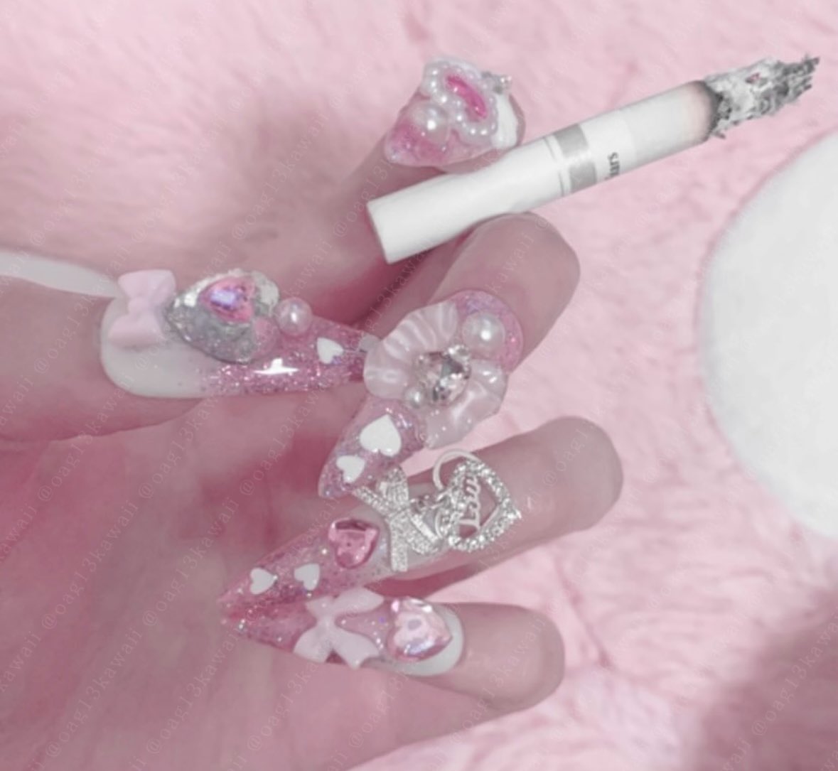 Oag13kawaii's tweet photo. 🚬 https://t.co/9eWnYuywnq