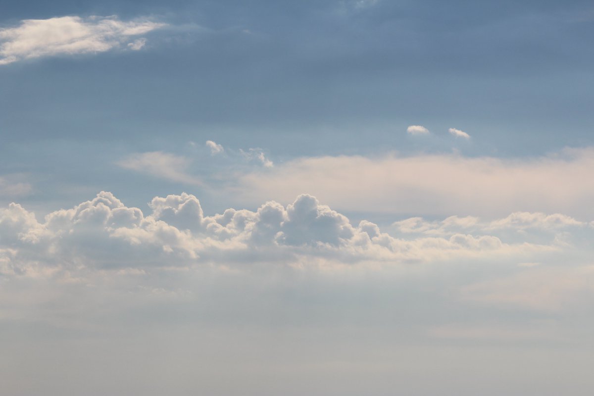alleshov's tweet photo. The Ligurian Sea is magnificent beneath the sky ... Il Mar Ligure è magnifico #Liguria #Ligure #ЛигурийскоеМоре #Лигурия https://t.co/zSqkYRwjkx