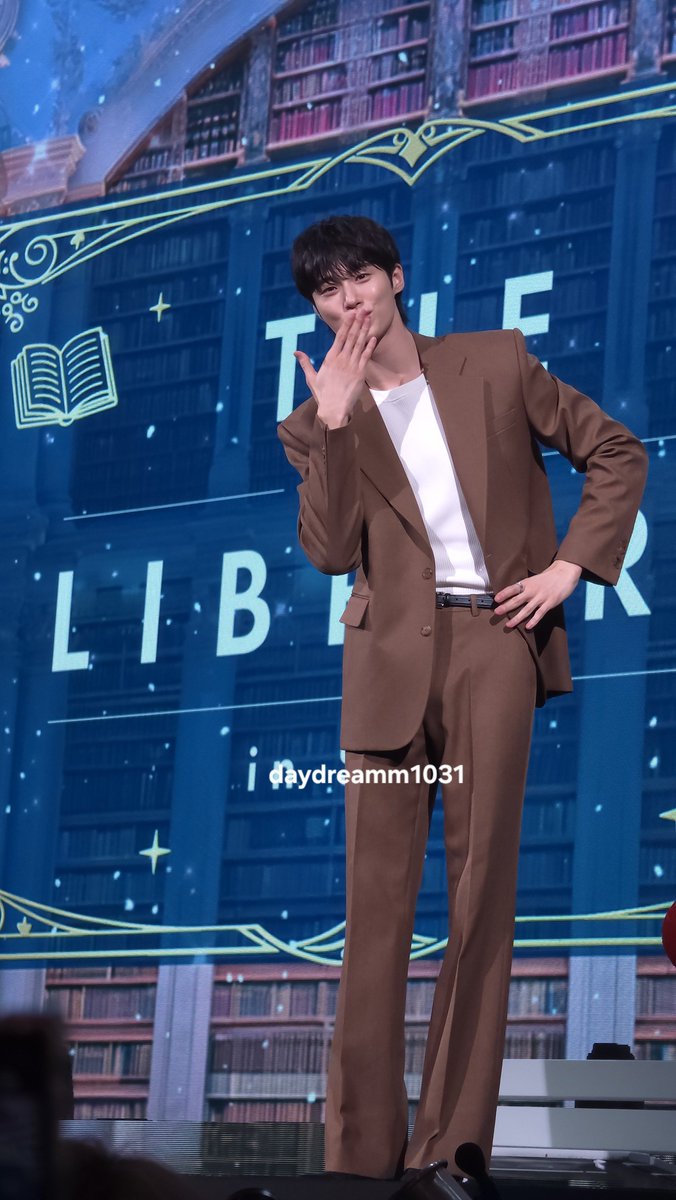 daydreamm1031's tweet photo. 우서기 움쪽쪽♡ https://t.co/A3xsvmbDo9