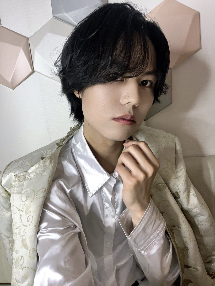 tsukumo_white's tweet photo. おきゅしてるでしょーが！ https://t.co/kNVqWfQgBU