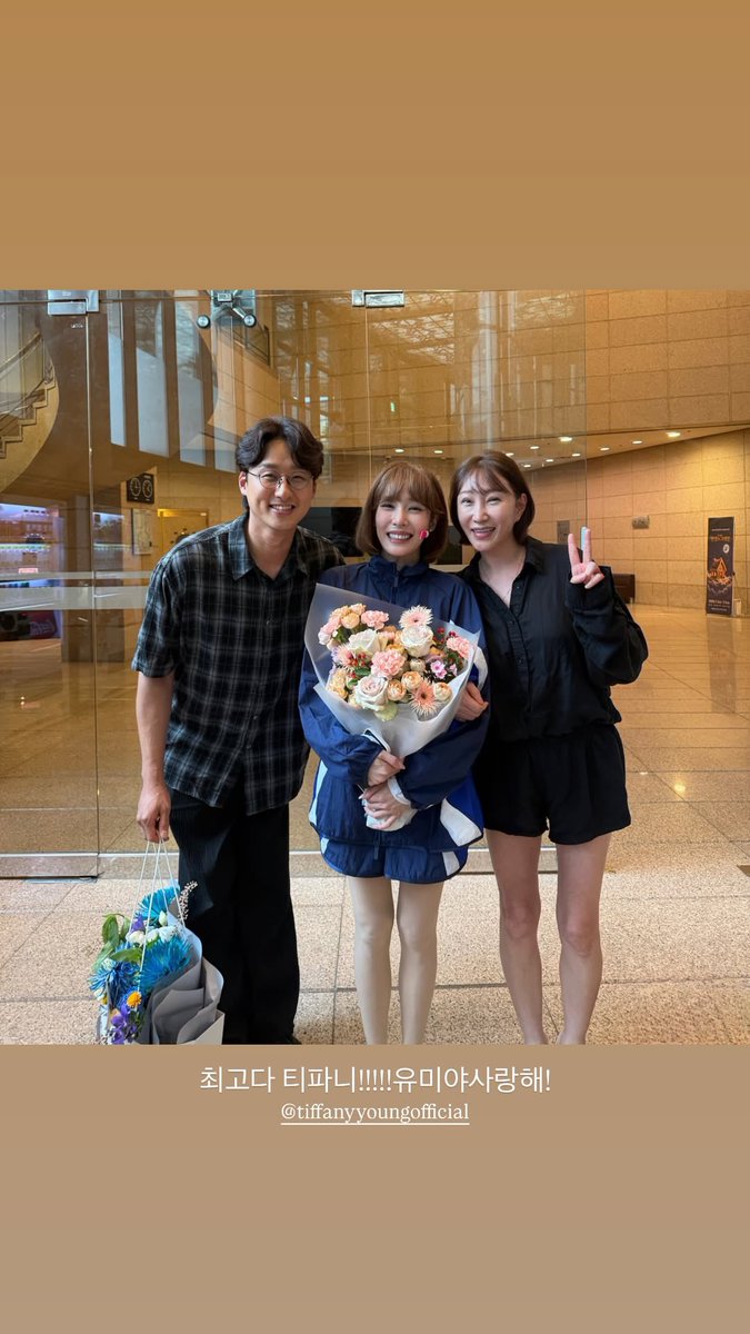 bkfany's tweet photo. เป็นพาร์ทเนอร์กันตลอดไปนะ ❤️ วันนี้เจ้าของคลินิกที่ฟานี่ไปประจำไปซัพพอร์ตยูมิยอง ♡ https://t.co/oB27CKBEp9