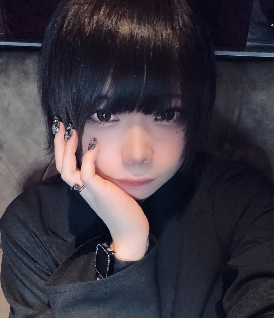 yca_wbs's tweet photo. 髪切ったじょー https://t.co/rkXqWgvACE
